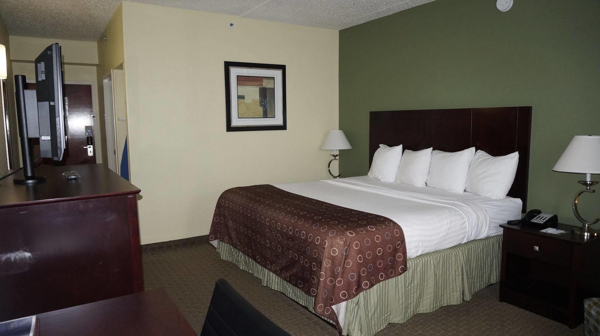 Best Western Airport Inn & Suites Cleveland Brook Park Zewnętrze zdjęcie